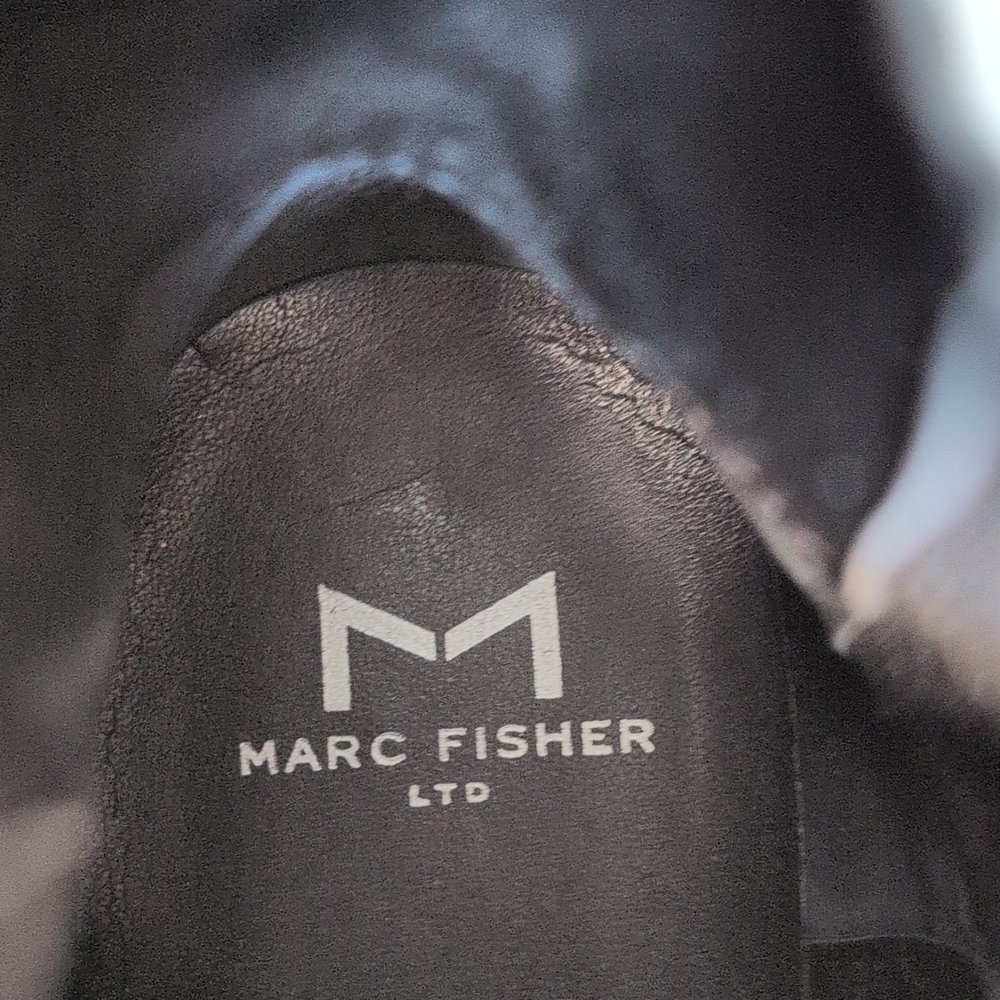 Marc Fisher White Leather Lug Chelsea Ankle Boots - Sz 7 - Picture 4 of 9